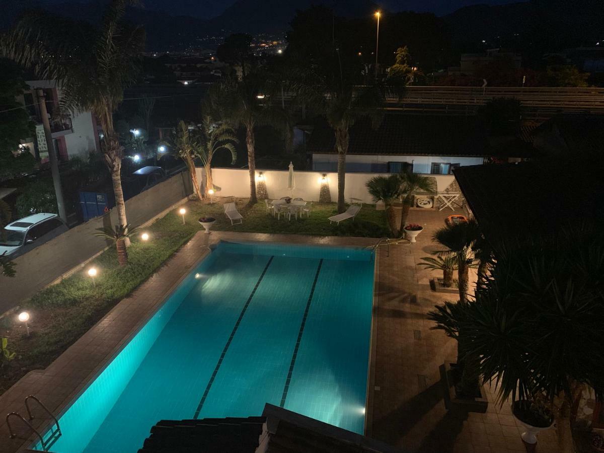 Casa Vacanze Villa Grace Villagrazia Di Carini Εξωτερικό φωτογραφία