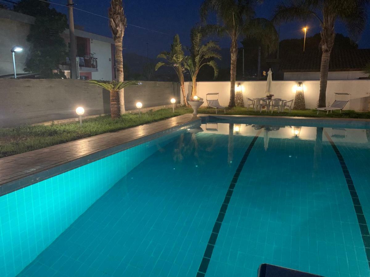 Casa Vacanze Villa Grace Villagrazia Di Carini Εξωτερικό φωτογραφία